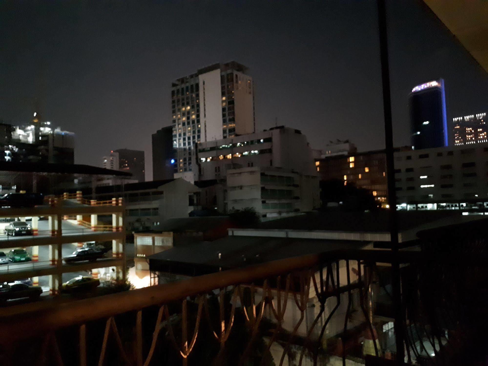 Bed By City Hotel Bangkok Eksteriør billede